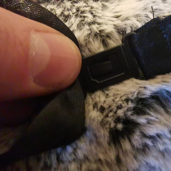 Men's Sequinned Bowtie Black Pre-Tied - Picture 3 of 7